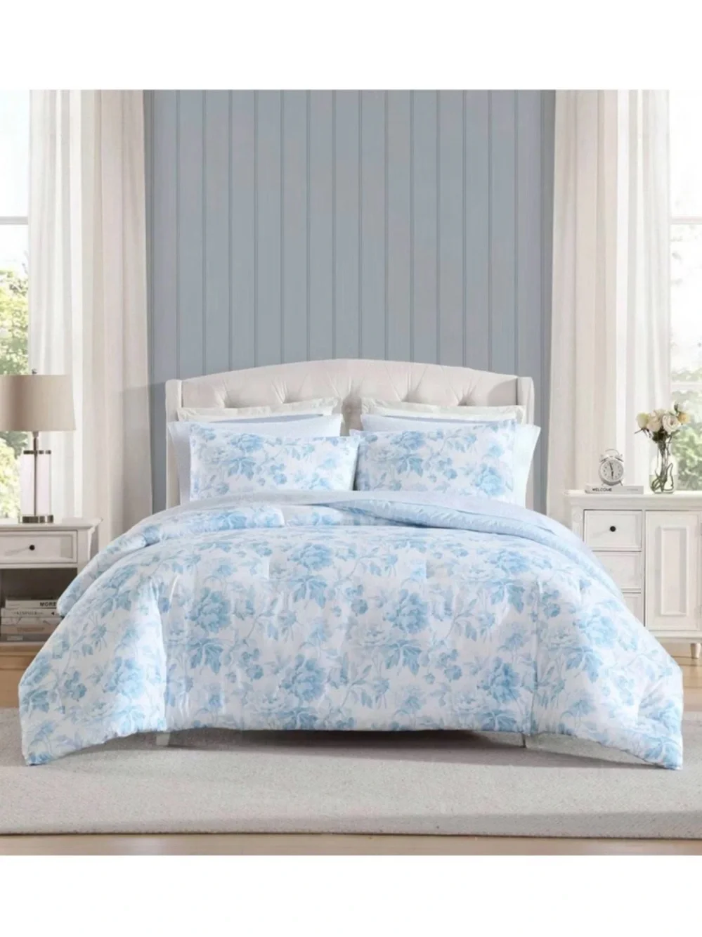 Gorgeous Laura Ashley 7pc Full/Queen Anja Comforter Bedding Set Toile Blue